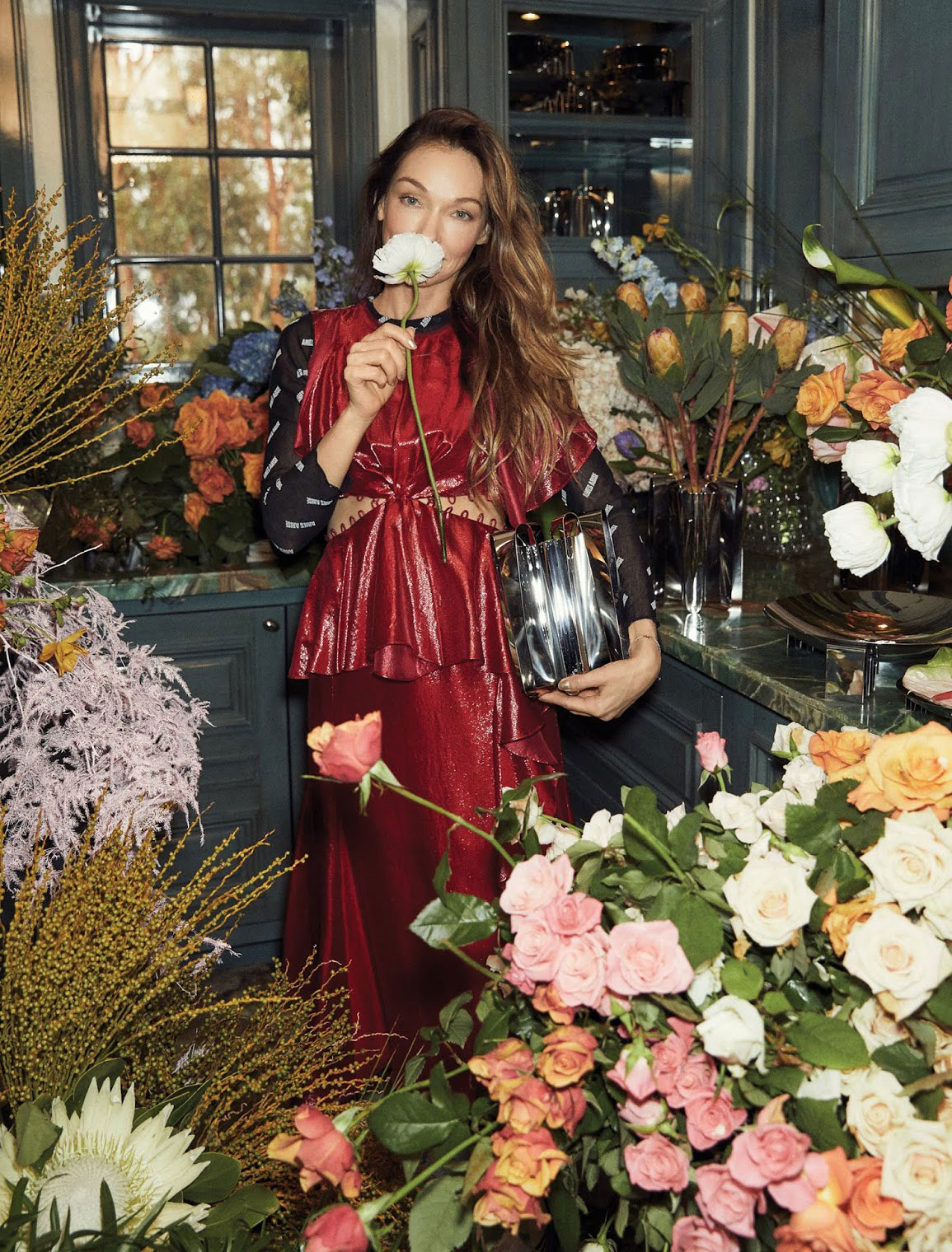 Келли Уэстлер подготовила свою пятую книгу