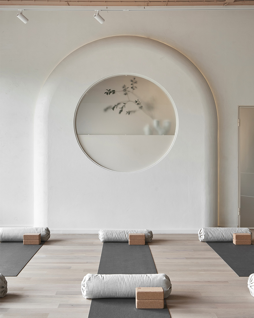 Мария Белуга и Валерия Мороз: студия йоги и пилатеса в Калининграде