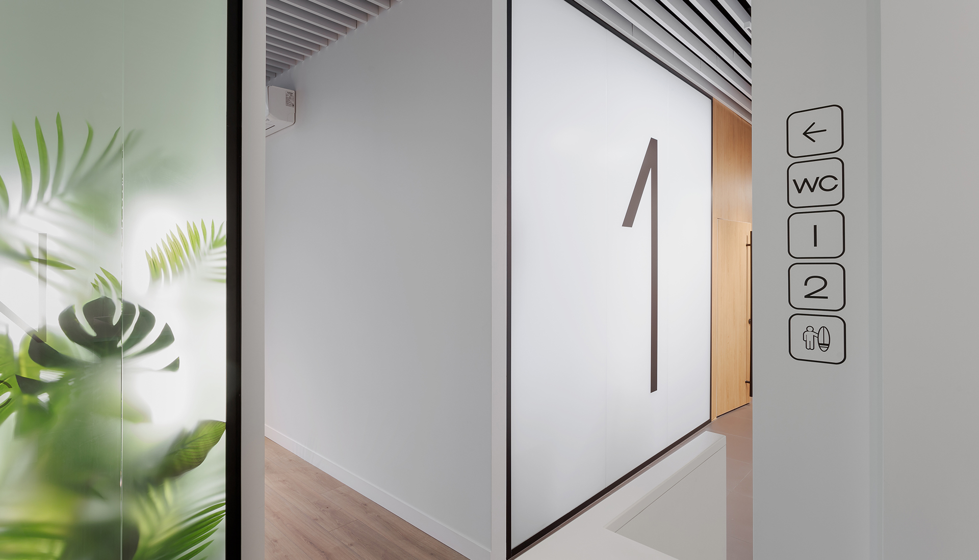 Стоматологическая клиника в Москве по проекту студии D.I.V/OBJECT's