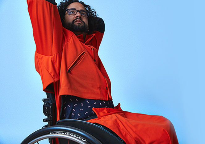 Инклюзия и мода: водонепроницаемый костюм для инвалидов