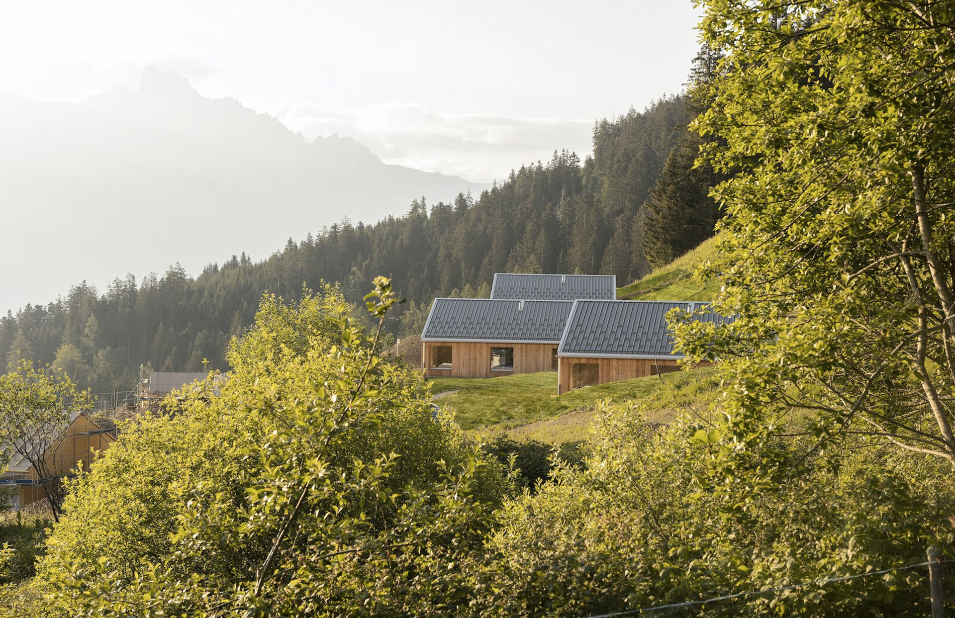 Montalba Architects: экологический отель в Альпах