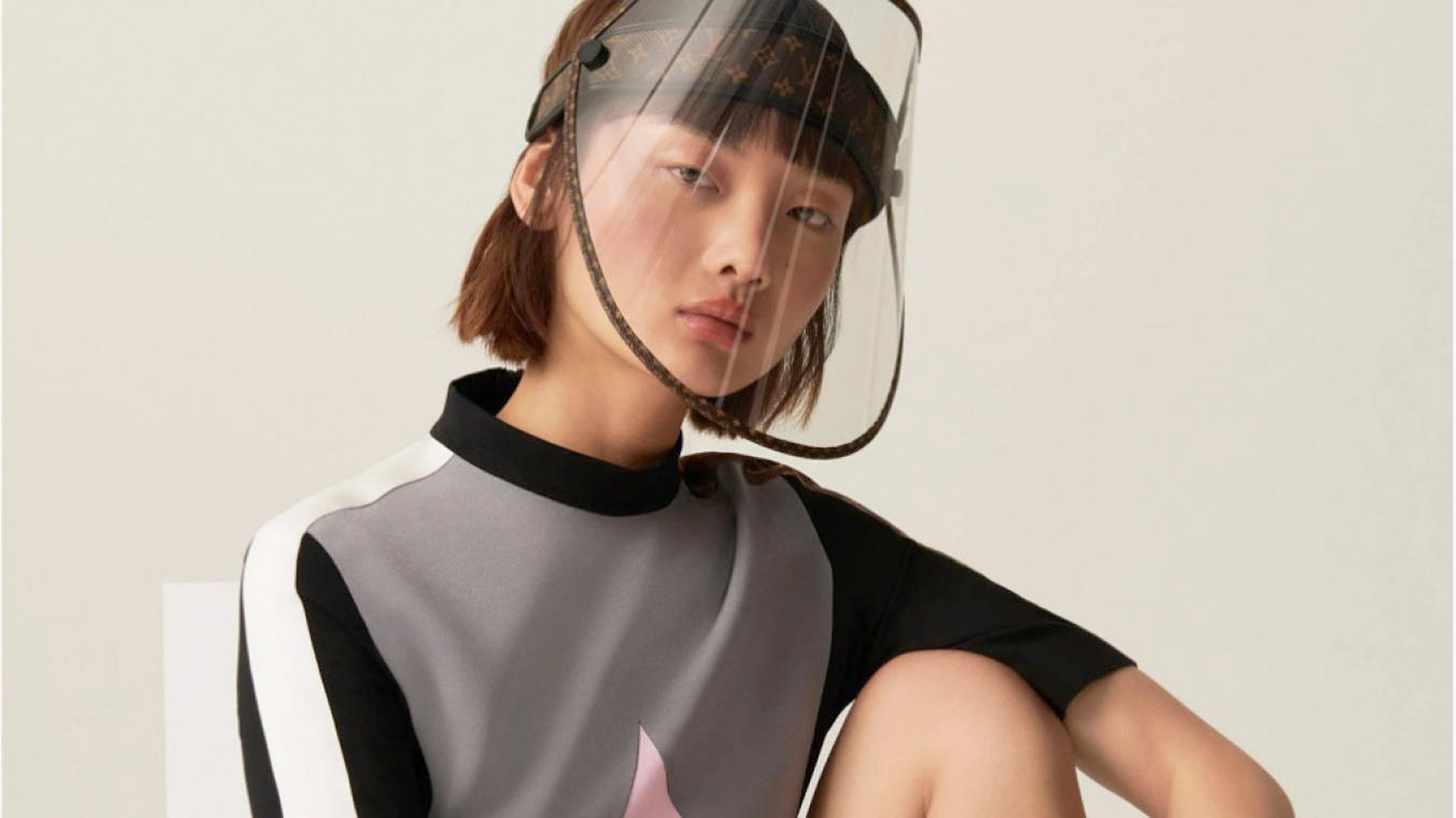 Защитная маска Louis Vuitton