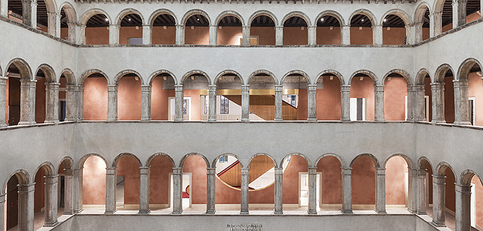 OMA: реконструкция палаццо Fondaco dei Tedeschi в Венеции