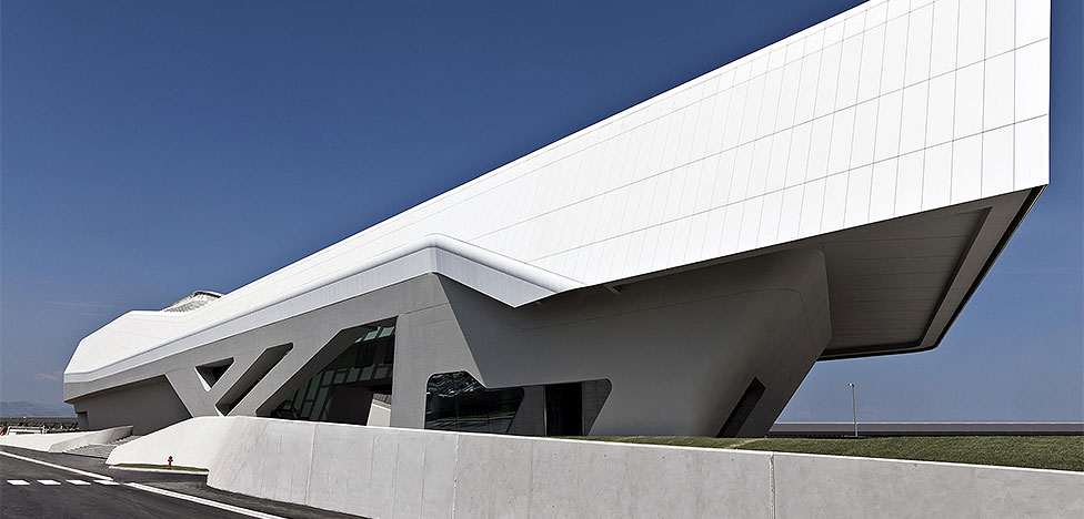 Zaha Hadid Architects: вокзал в Неаполе