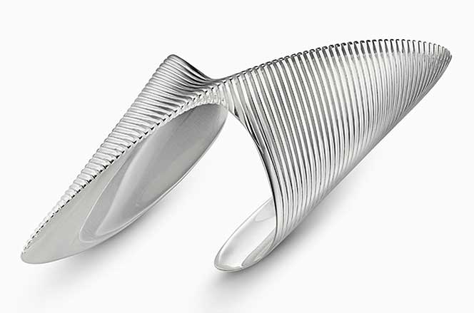 Заха Хадид (Zaha Hadid): роскошные кольца и браслеты для Georg Jensen