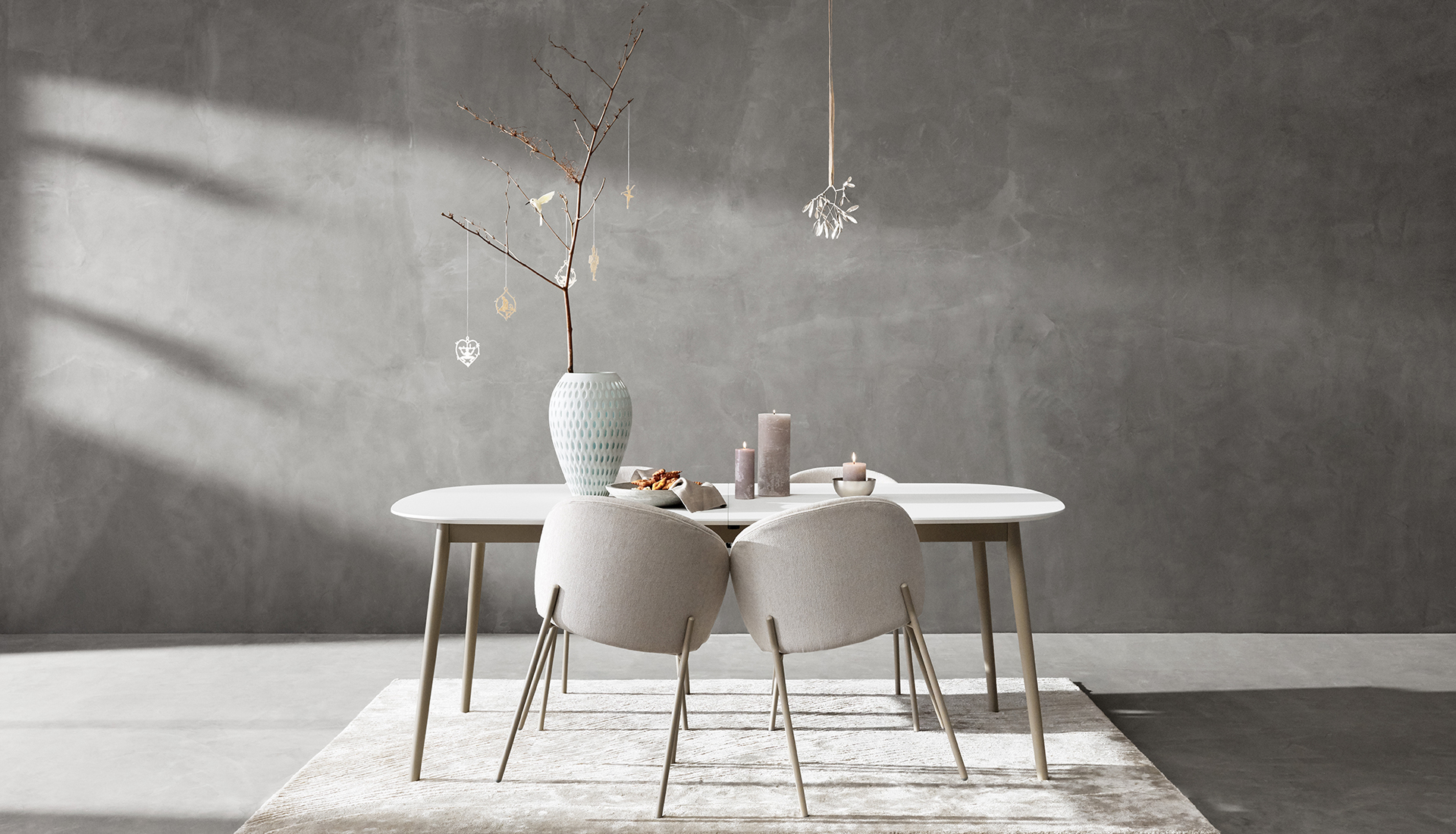 Датский дизайн: обеденный стол и стулья Мортена Георгсена