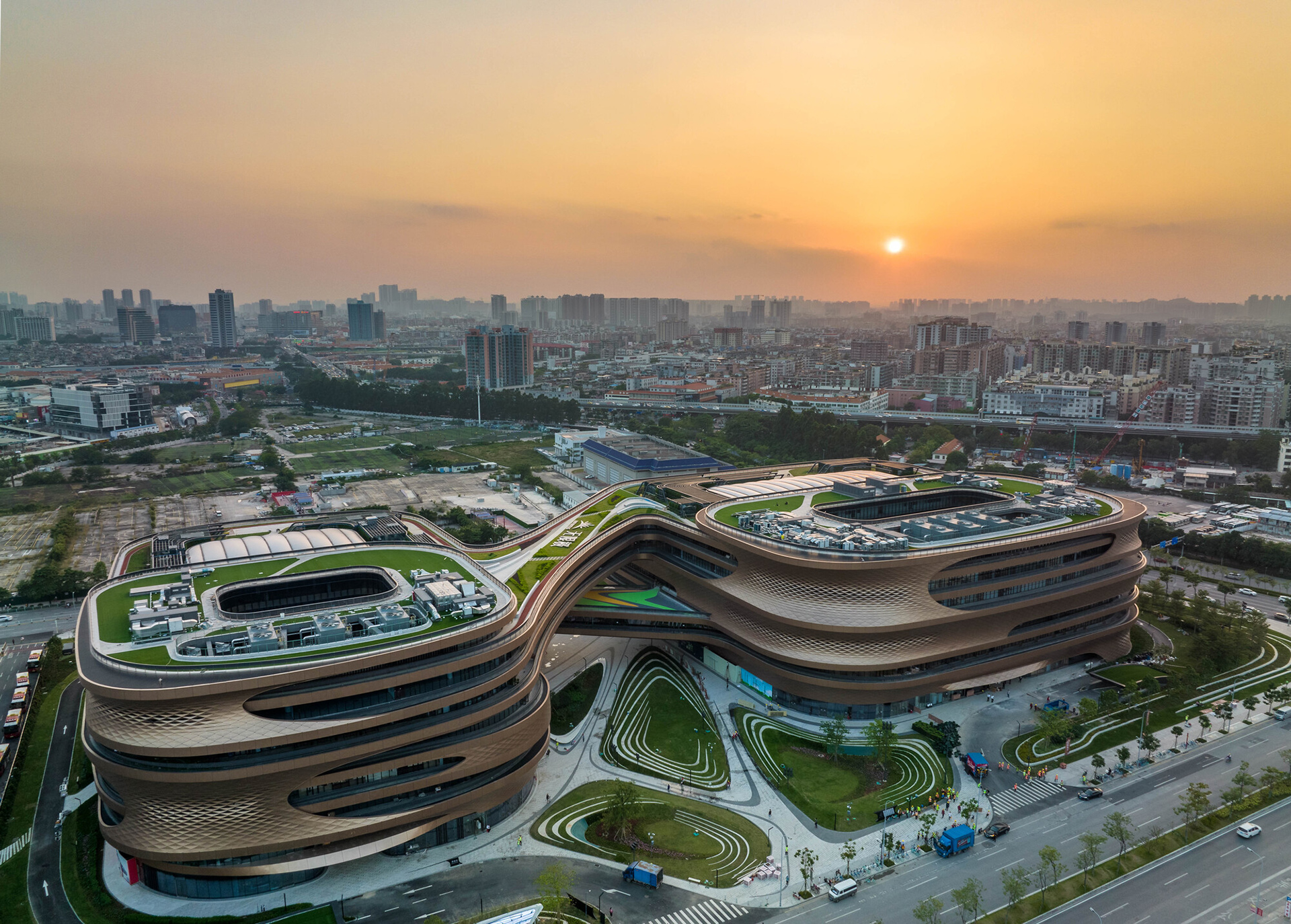 Штаб-квартира Infinitus  в Гуанчжоу Zaha Hadid Architects