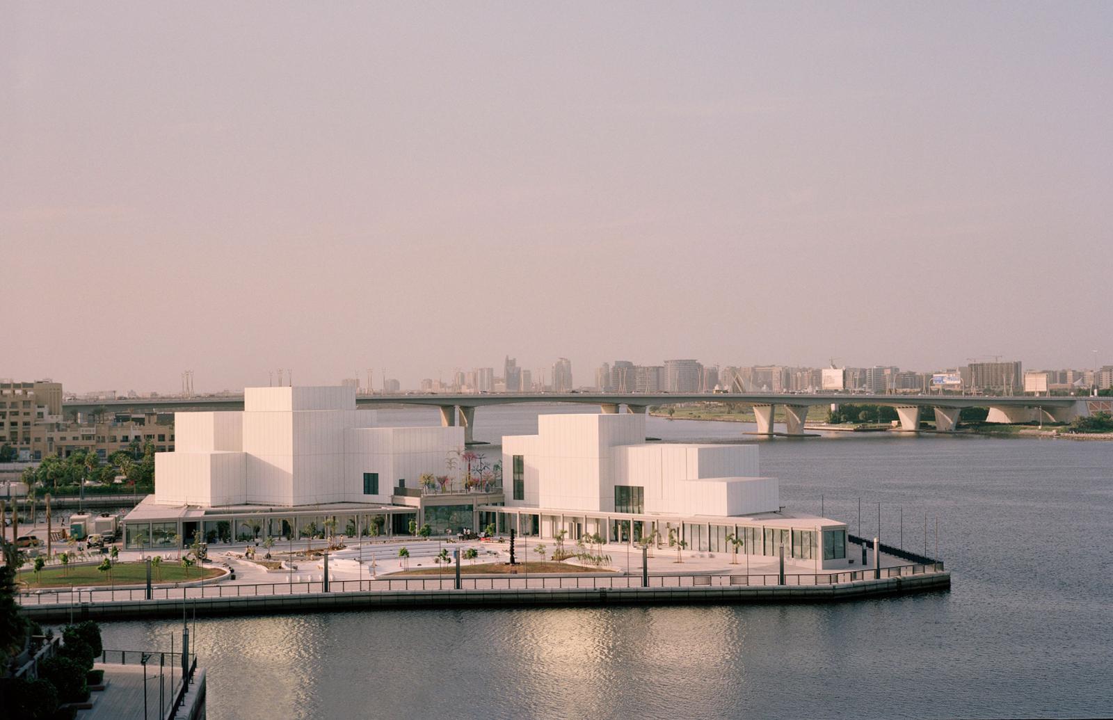 Центр современного искусства в Персидском заливе