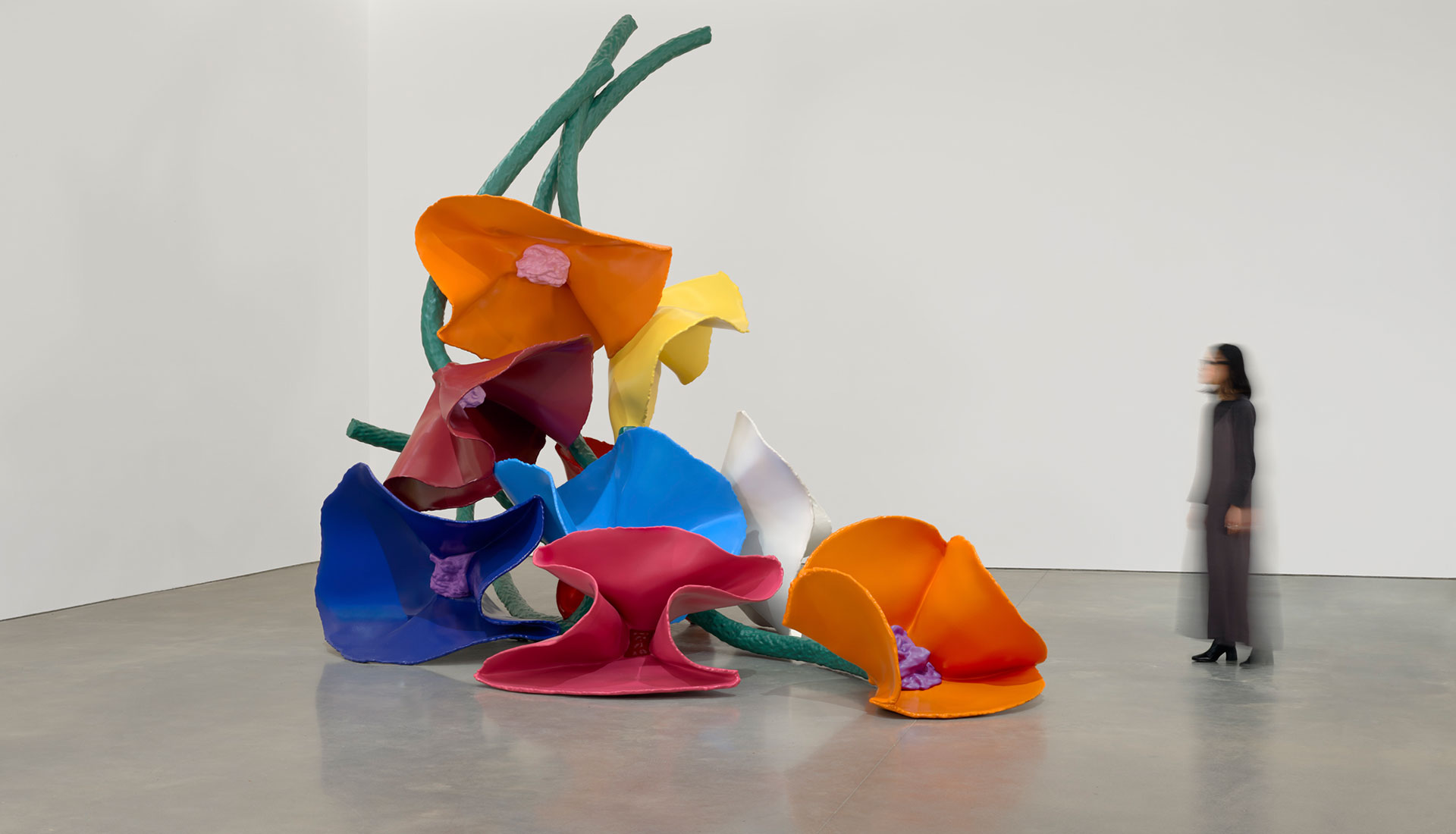 Pace Gallery: ретроспектива скульптур Класа Олденбурга и Косье ван Брюгген