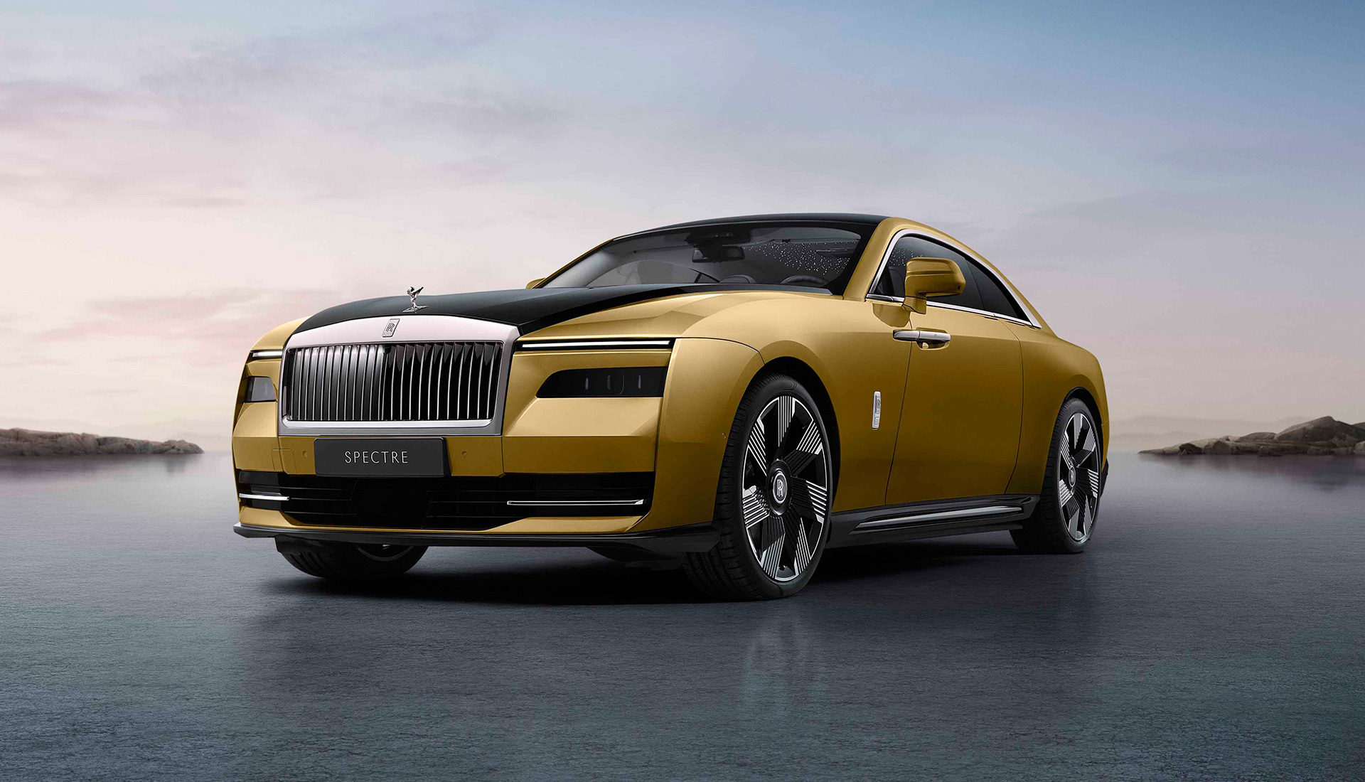 Золотой электромобиль Rolls-Royce