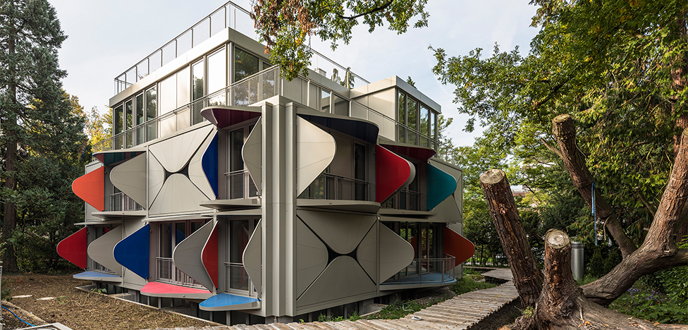 Manuel Herz Architects: дом с кинетическим фасадом