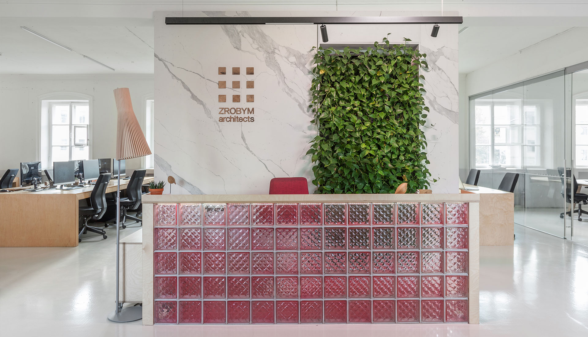 Офис бюро Zrobim Architects