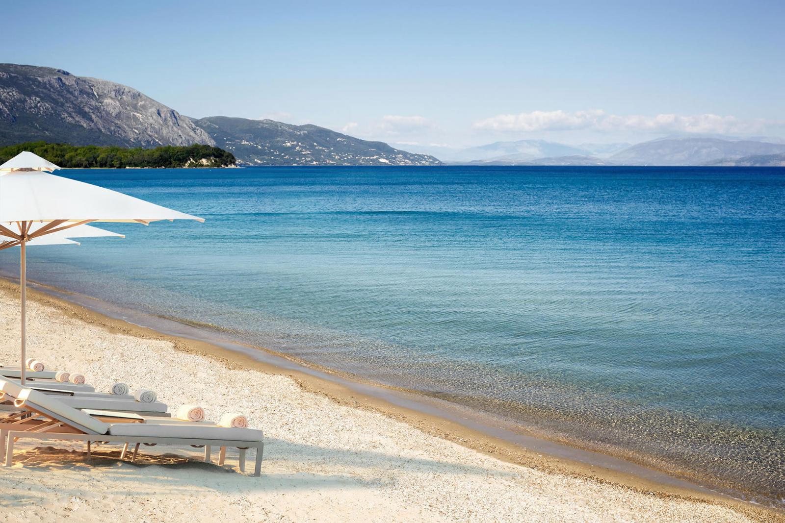 Сеть курортов Ikos Resorts открывает отель на Корфу