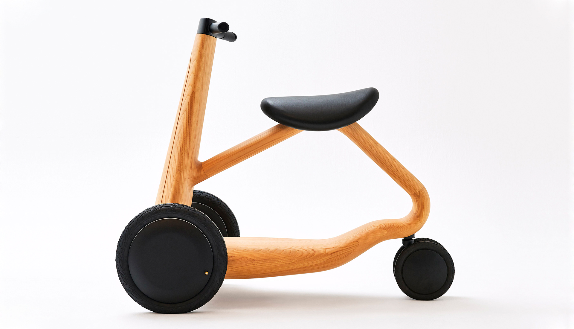 деревянный скутер фото