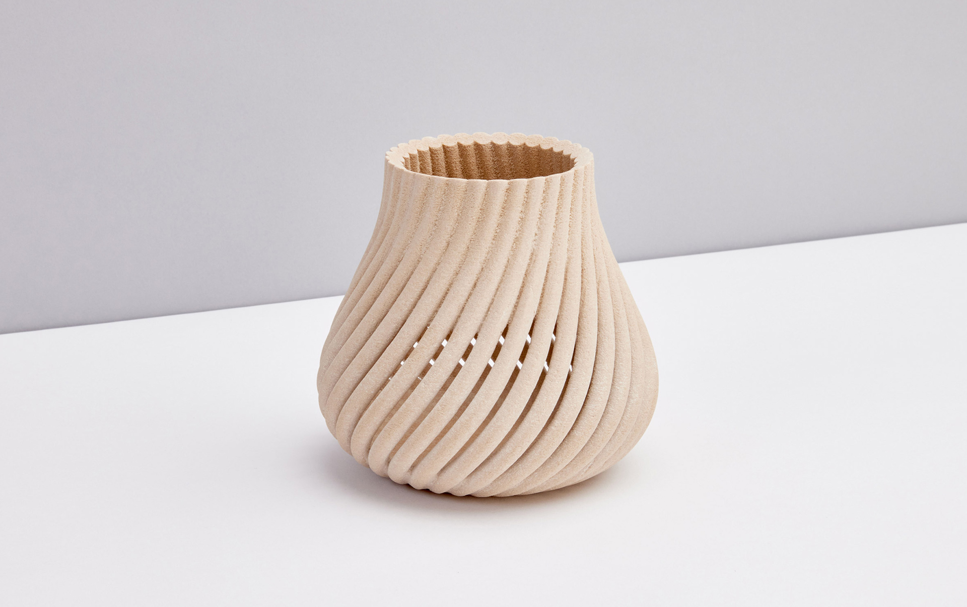 Ив Беар: древесные отходы и 3D-принтинг