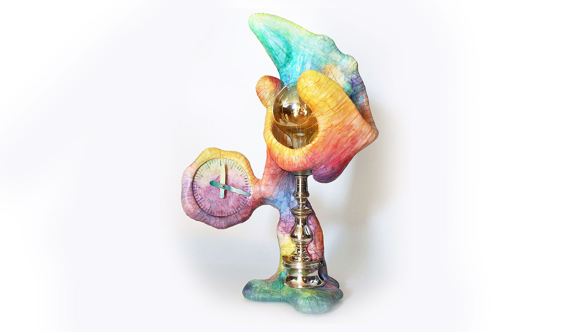 Collectible 2023: цветные объекты на стенде галереи Мии Карловой