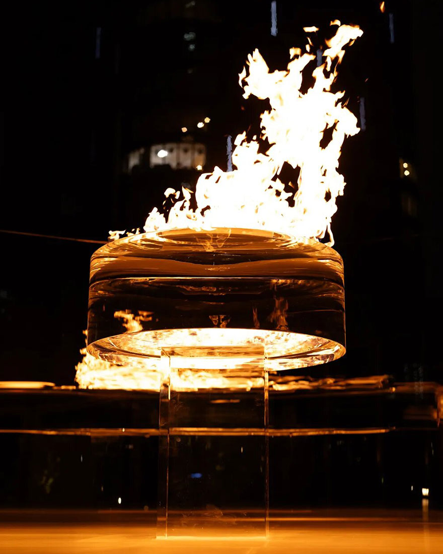 Tokujin Yoshioka Flame Glass Torch Cauldron 6