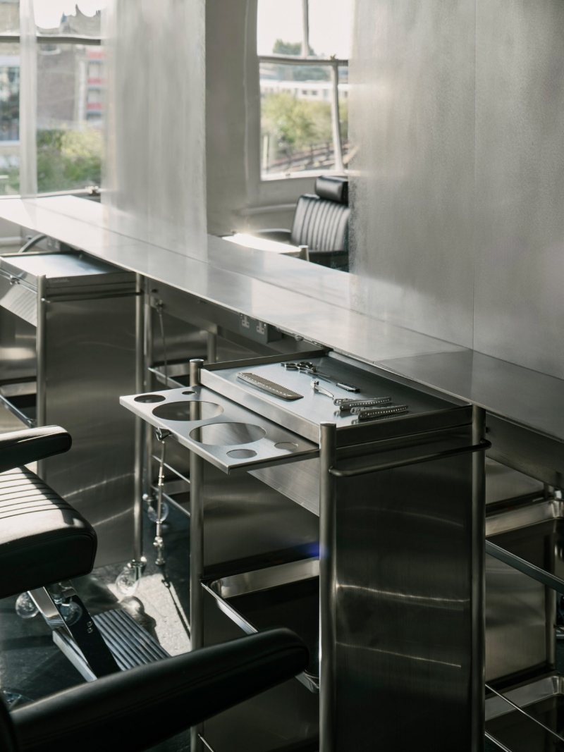 Есть ли смысл в ней оставаться?