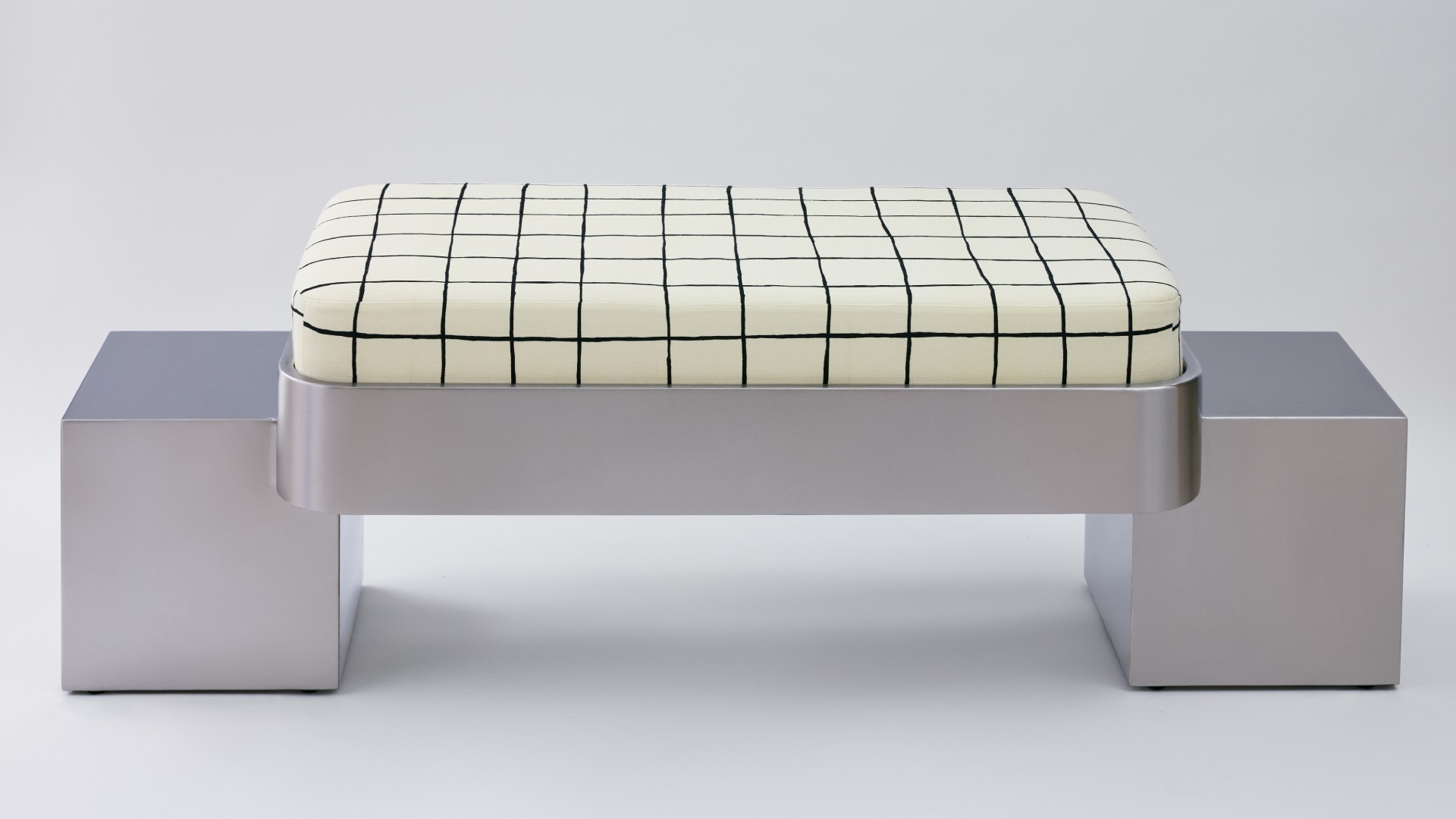 Neman: первая коллекция 55°45′ studio в Volokno Design Gallery