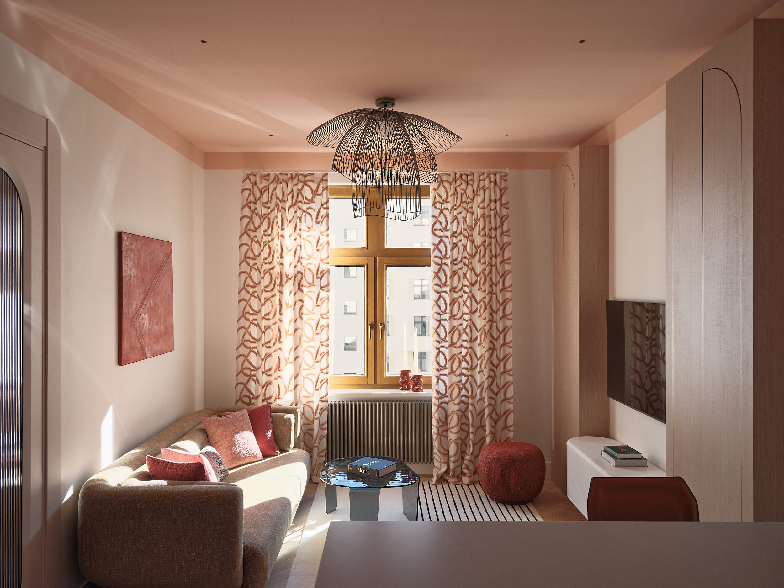 Квартира 52 кв. метров с цветными потолками в Петербурге: проект Светланы Осики