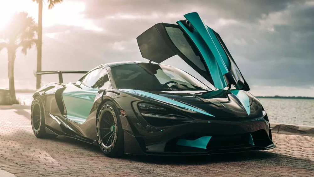 McLaren 720 фото