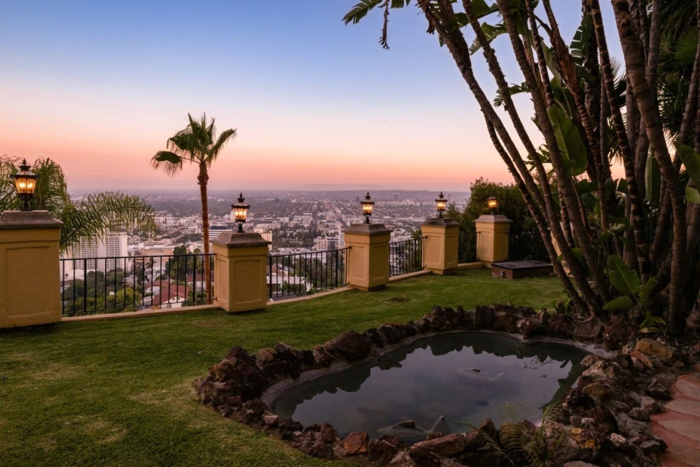 дома звезд фото