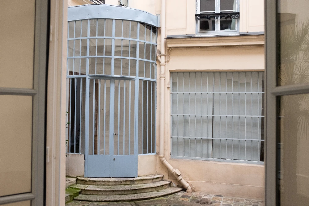 галерея алины пинской в париже фото