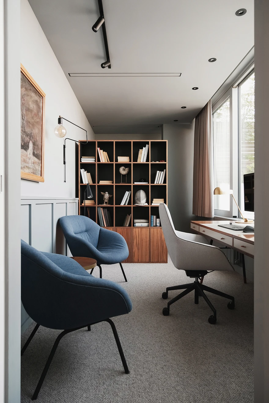 Книги в интерьере фото