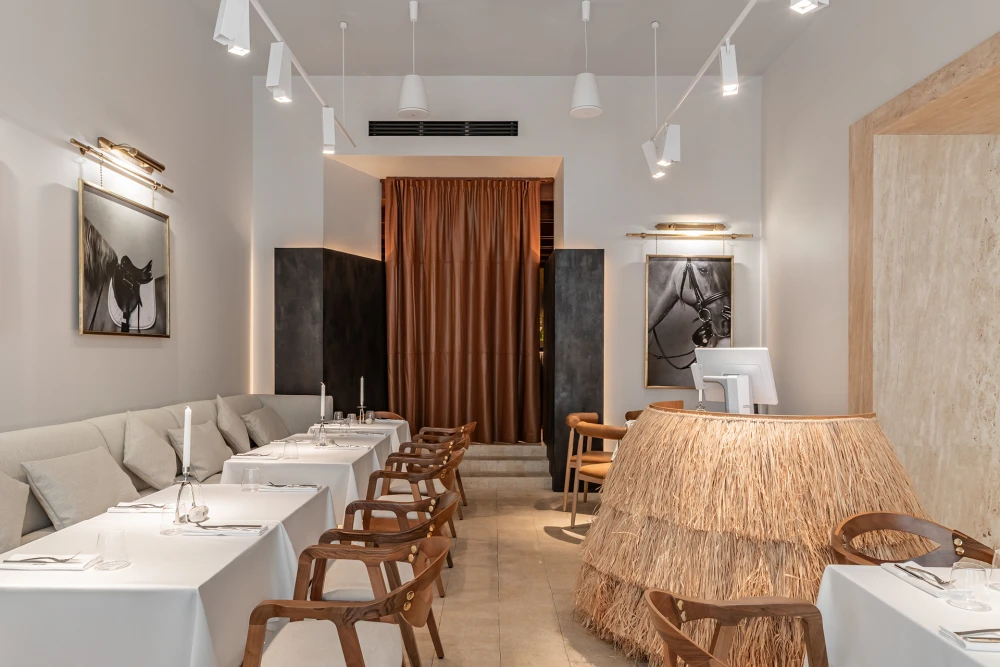 Ресторан саврас фото