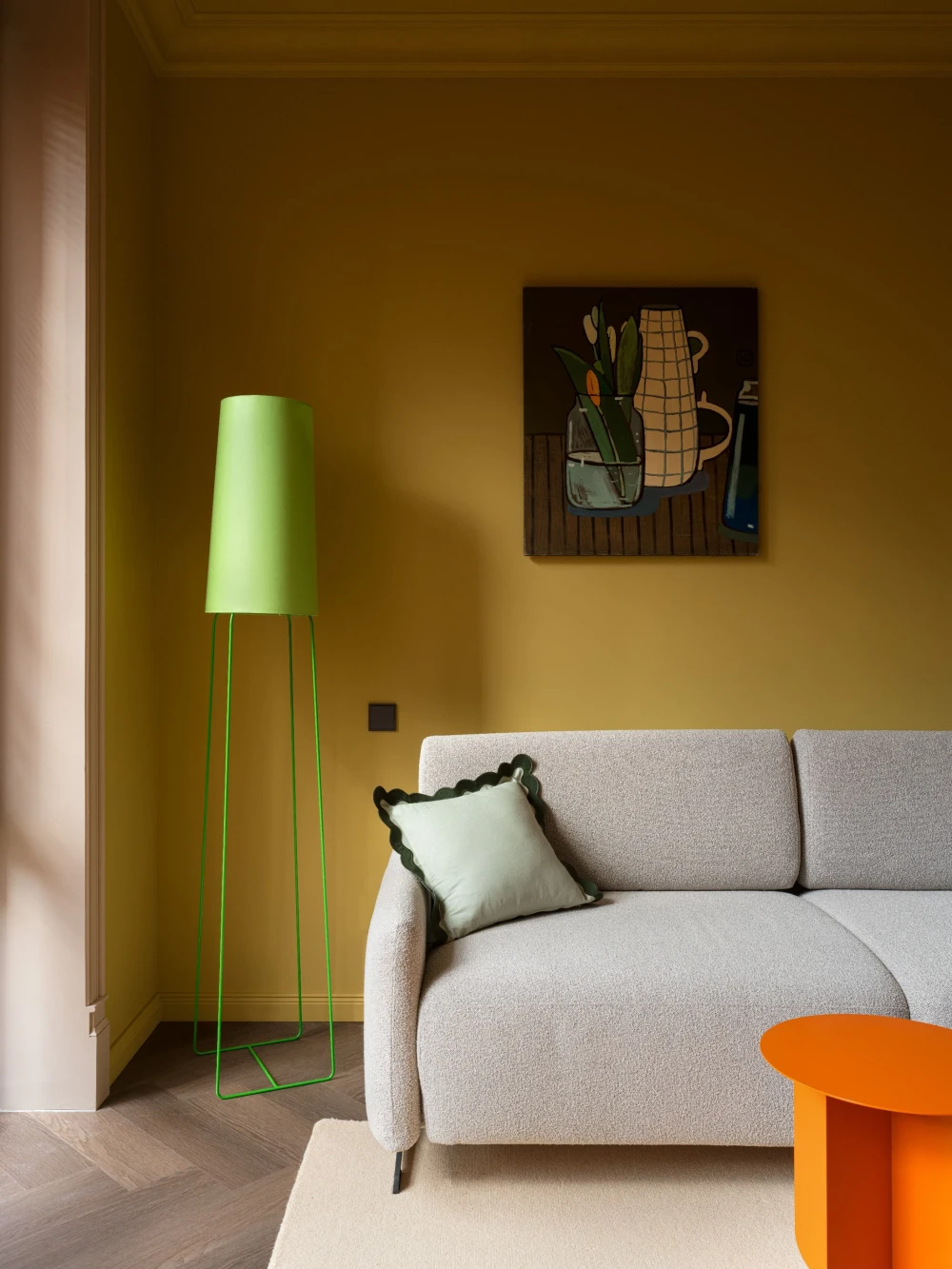 яркая квартира фото