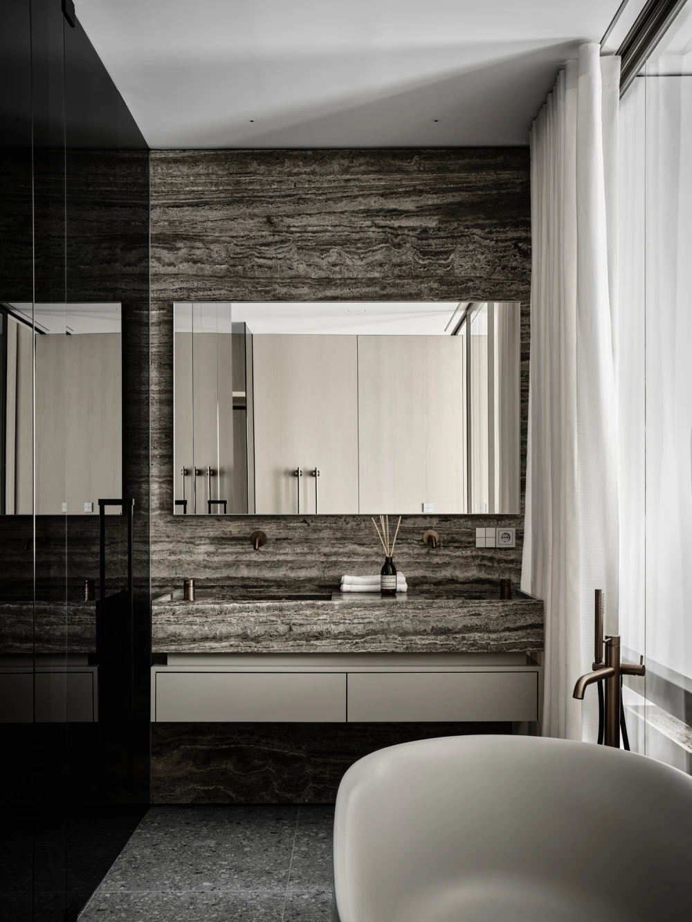 Монохромный интерьер фото