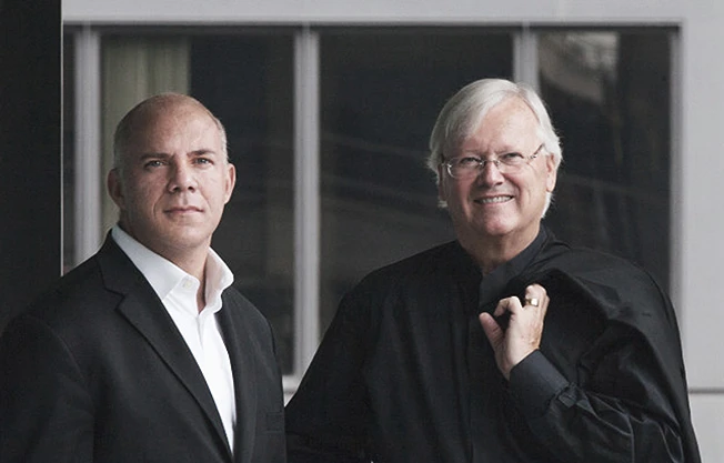 Эдриан смит архитектор проекты. Эдриан смит архитектор бурдж халифа. Adrian smith gordon gill. Эдриан смит архитектор проекты. Эдриан архитектор.