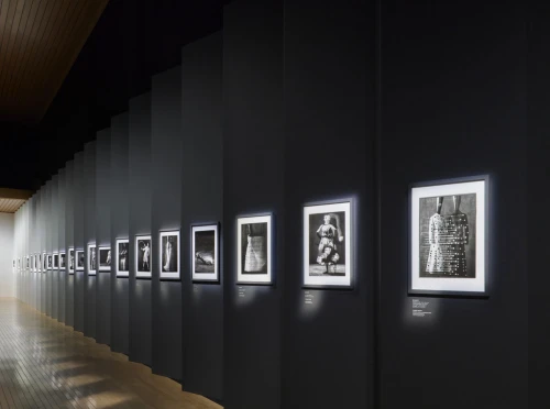 Christian Dior: Designer of Dreams: выставка в Токио по проекту OMA