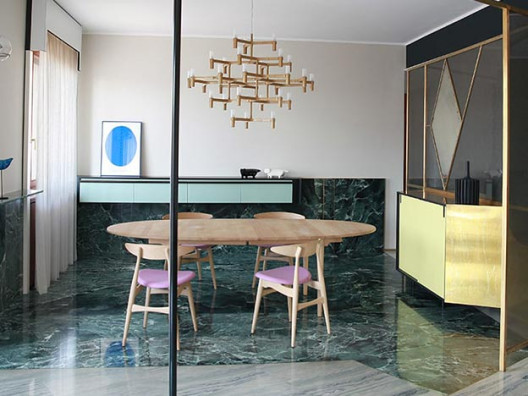 Мрамор и латунь в миланских апартаментах по проекту Marcante-Testa