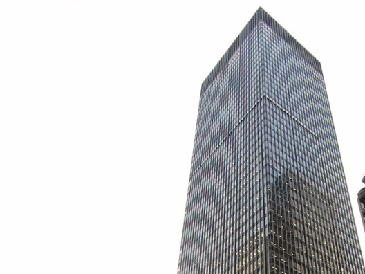 В Нью-Йорке разрушат небоскреб