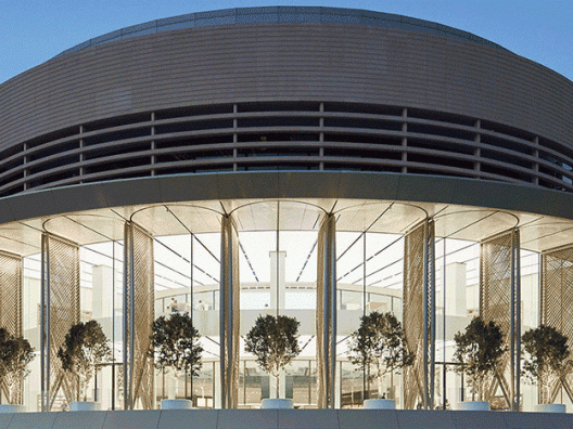 Норман Фостер для Apple: магазин с лучшим в мире видом