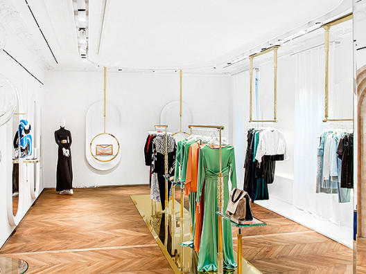 Три парижских бутика: роскошные пространства рекомендует ИНТЕРЬЕР+ДИЗАЙН