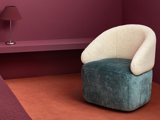 Пепе Альбаргес: маленькое кресло с большим потенциалом