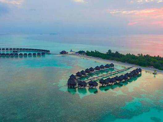 Джейсон Тейлор создает подводный музей на Мальдивах