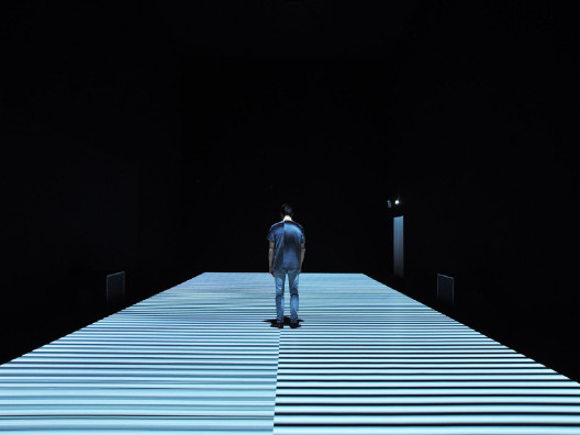 Иммерсивная выставка Рёдзи Икеды в Лондоне