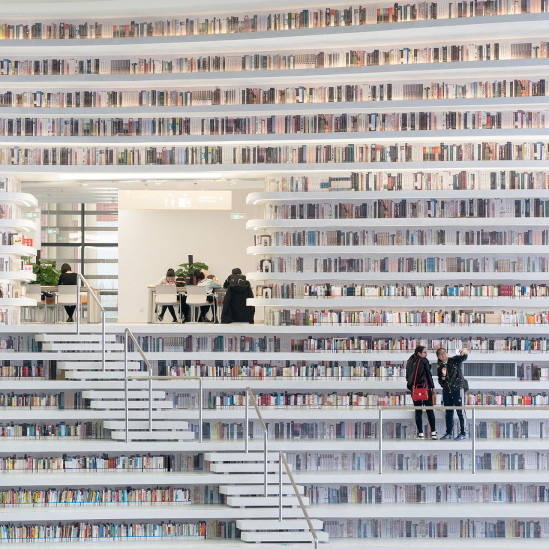 Библиотеки и книжные магазины: 10 проектов