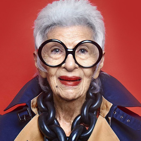 Айрис Апфель стала профессиональной моделью в 97 лет