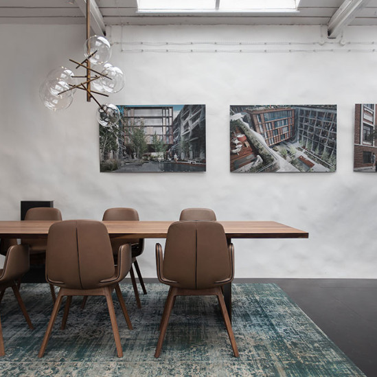 Volkov Architects: офис в деревянном флигеле