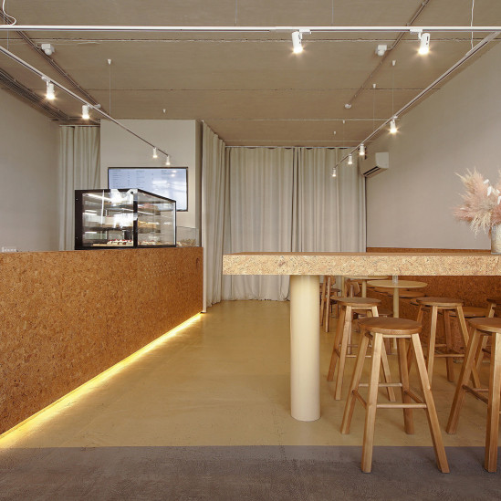 Sarakula Interiors: кофейня «Бруни 2.0» в Евпатории