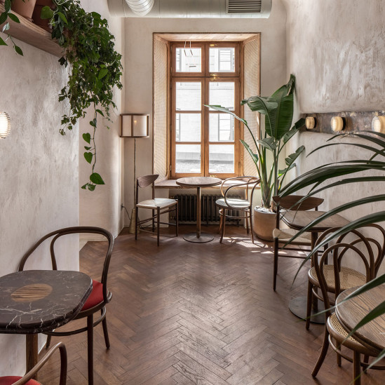 Sivak+Partners: кофейня с внутренним двором в Одессе