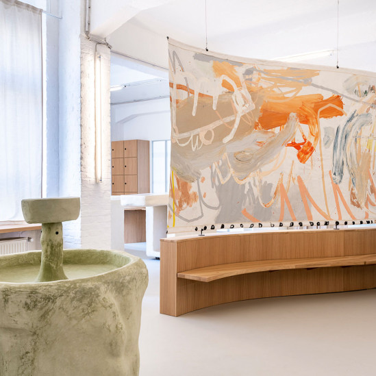 Some Place Studio: студия йоги в Берлине