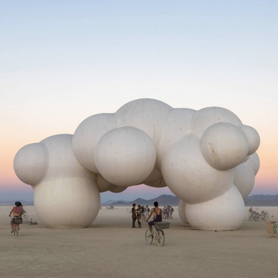 Самые интересные инсталляции фестиваля Burning Man 2022