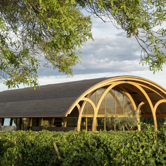 Foster + Partners реконструировали винодельню Bodegas Faustino