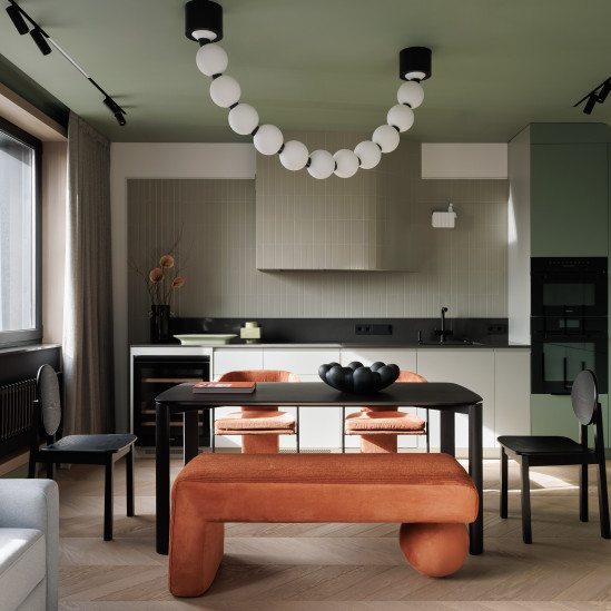 Яркая квартира с необычными деталями по проекту VI interiors в Петербурге