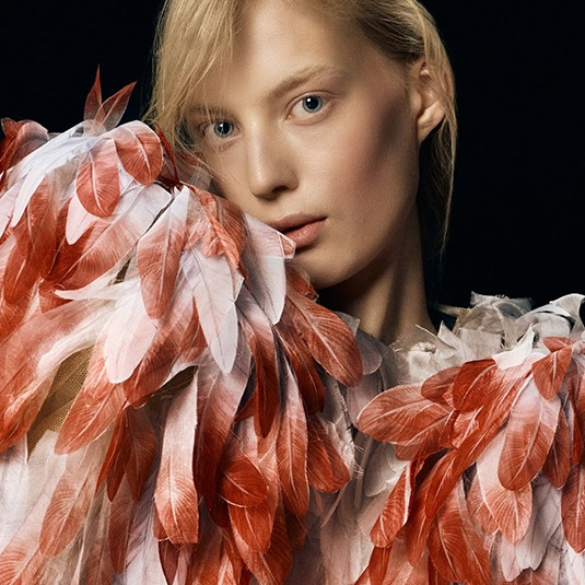 «Сны Алены»: выставка к 25‑летию творчества Алены Ахмадуллиной